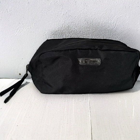 NWOT  GIVENCHY POUCH/COSMETIC BAG - Picture 1 of 8